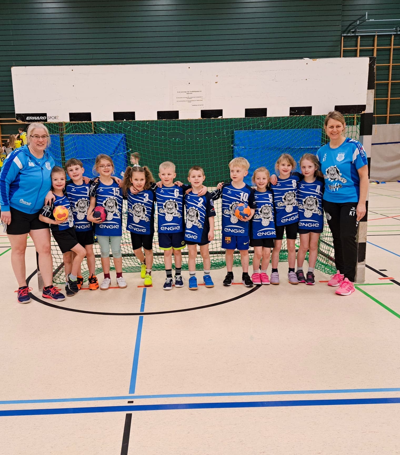 Gemeinsames F Jugend Training mit der HSG Lüdenscheid - Bild 1