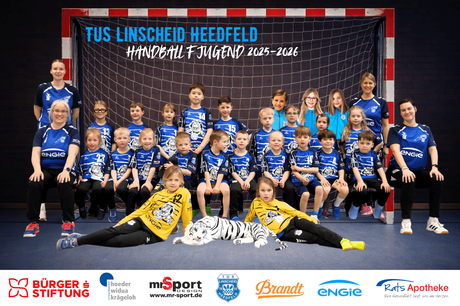 Neue Trikots, neue Trainingsanzüge, große Freude - die F Jugend sagt: DANKE - Bild 2
