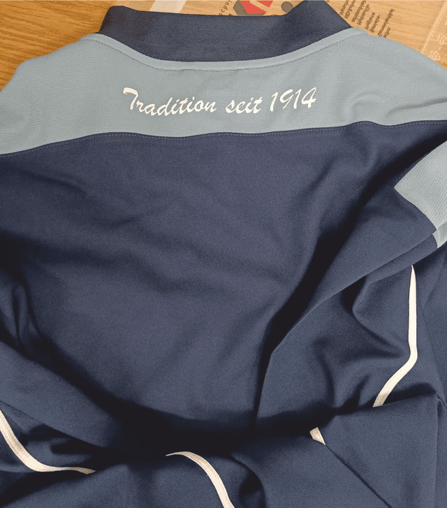 Neues Retro-Shirt und Retro-Jacke jetzt erhältlich - Bild 2